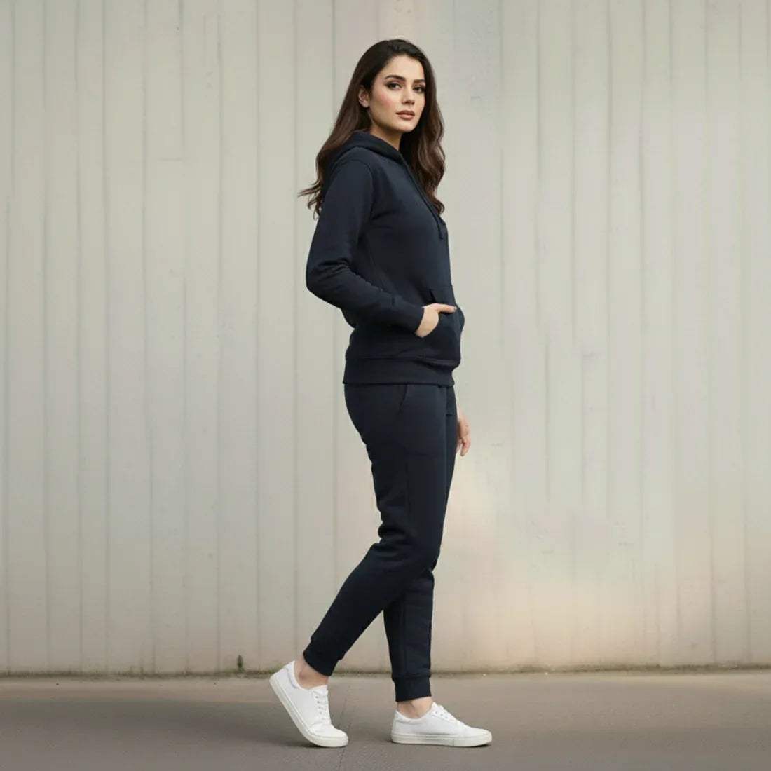 WOMEN ML PULLOVER HOODIE TRACKER - NAVY - NAVZA