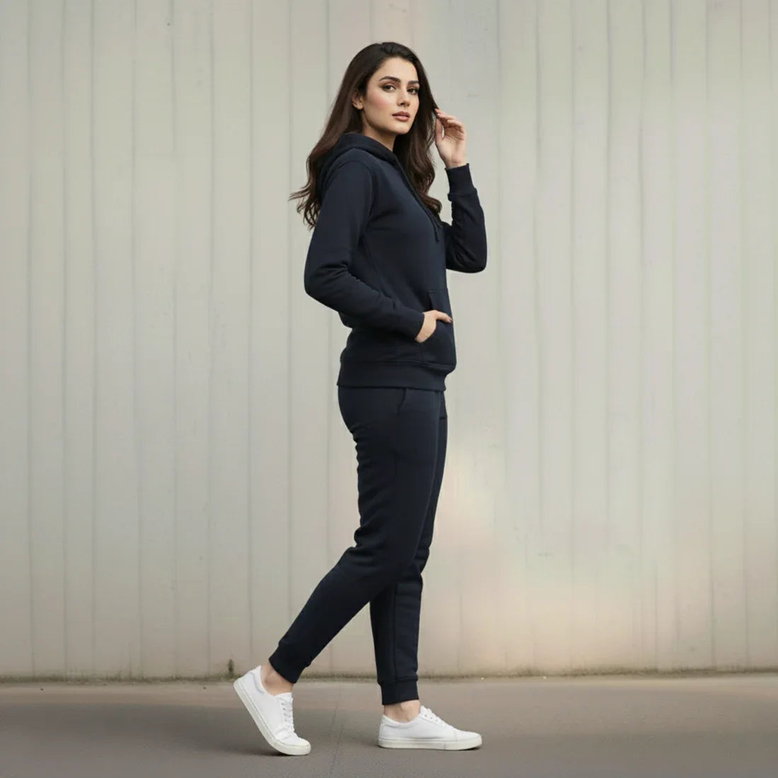 WOMEN ML PULLOVER HOODIE TRACKER - NAVY - NAVZA