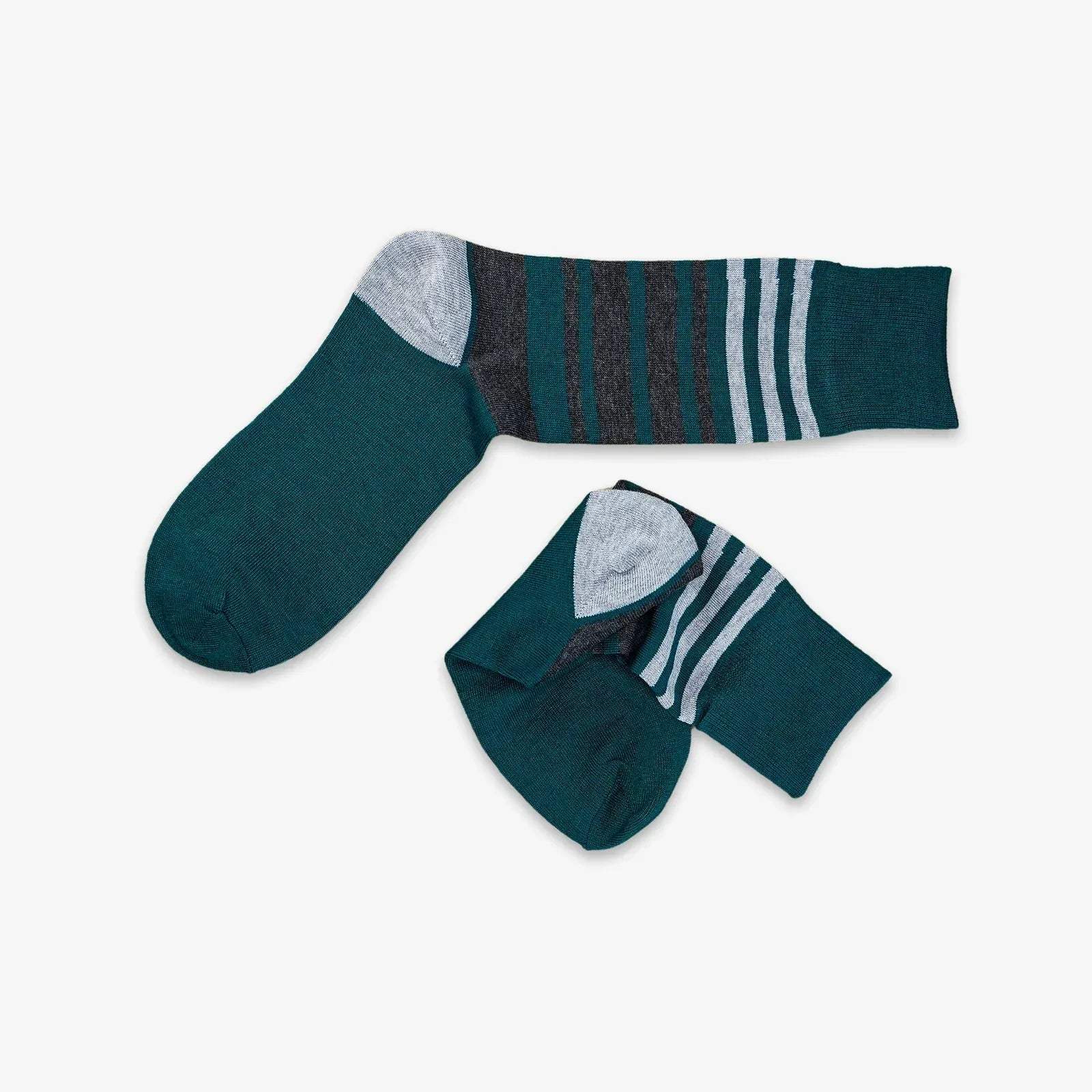 FUNKY STRIPES HIGH KNEE SOCKS - GREEN - NAVZA
