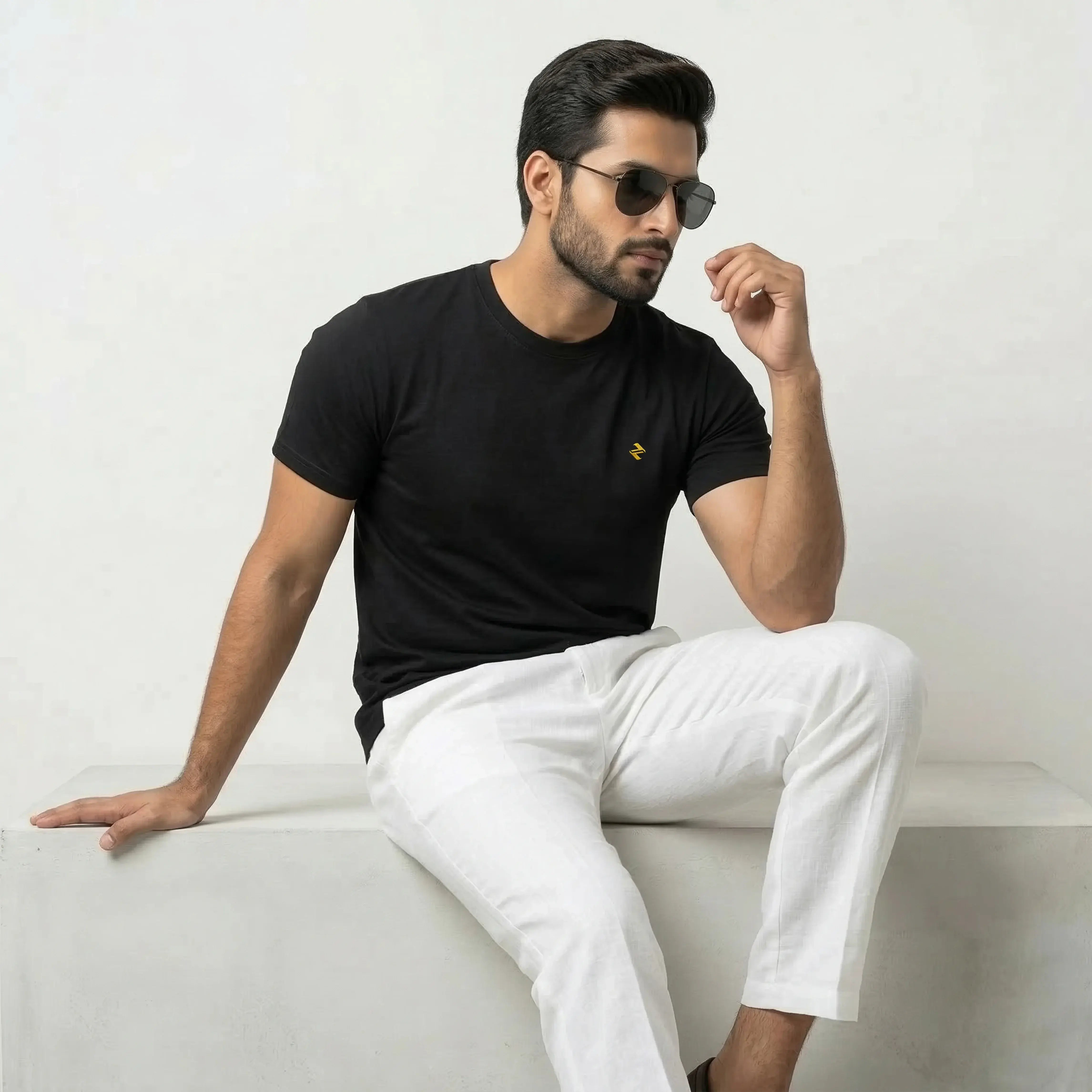 REGULAR T-SHIRT BLACK NAVZA