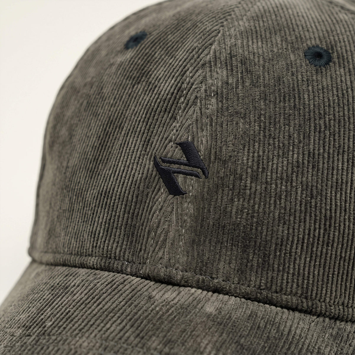 CORDUROY CAP DARK GREY NAVZA