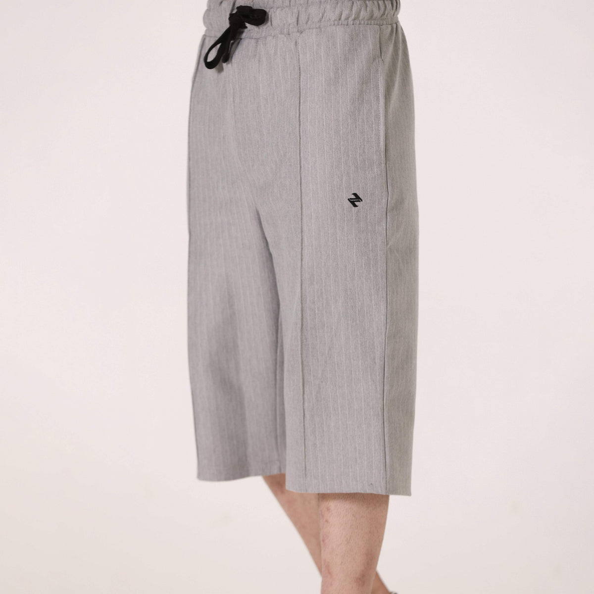 COTTON TEXTURED LONG SHORTS LIGHT GREY NAVZA