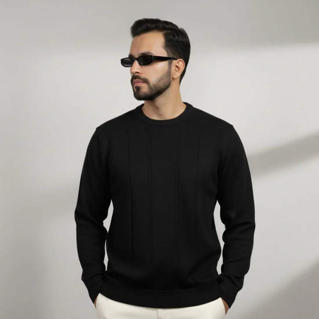 CLASSIC IVORY KNIT SWEATER – BLACK - NAVZA
