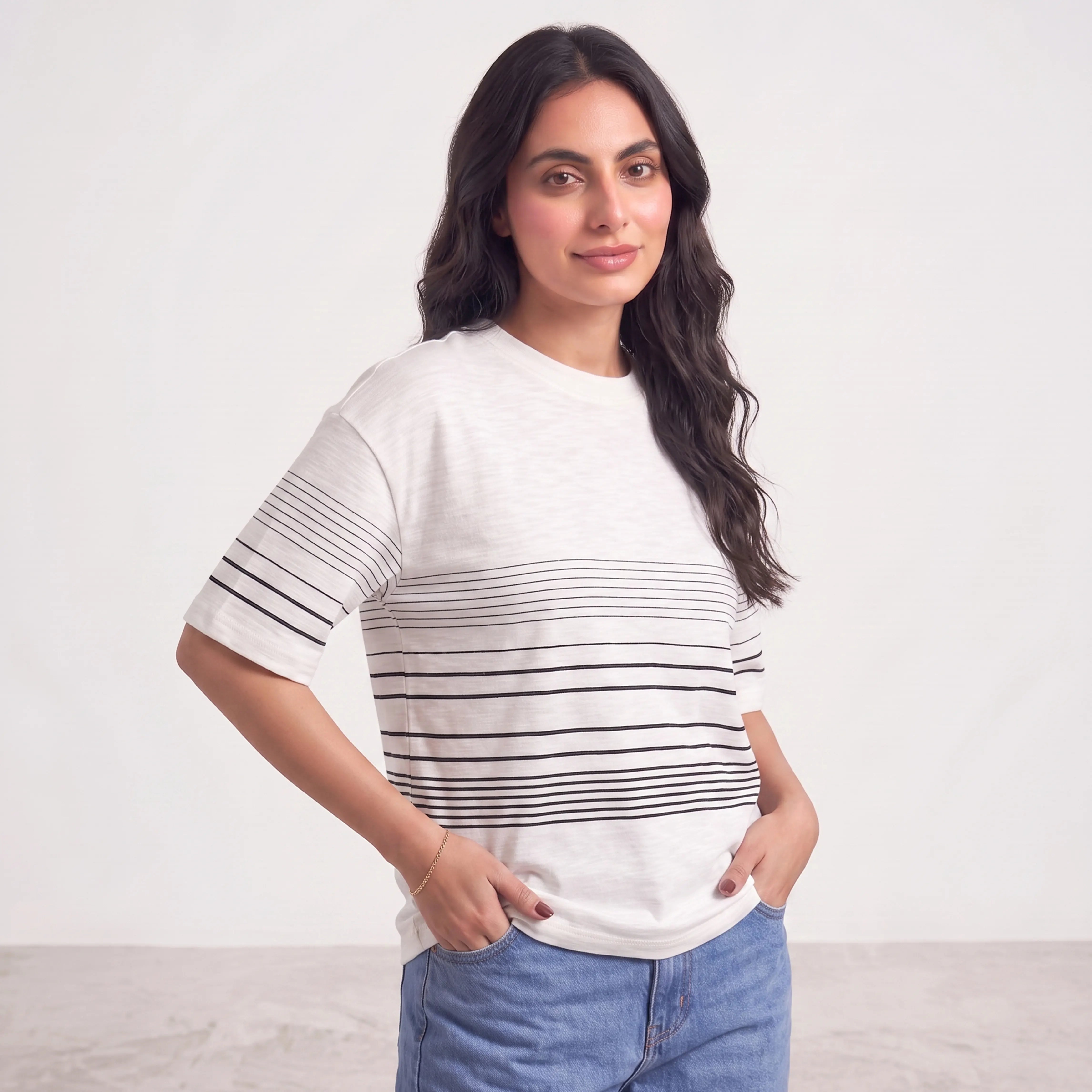 WOMEN STRIPED TEE WHITE WITH BLACK