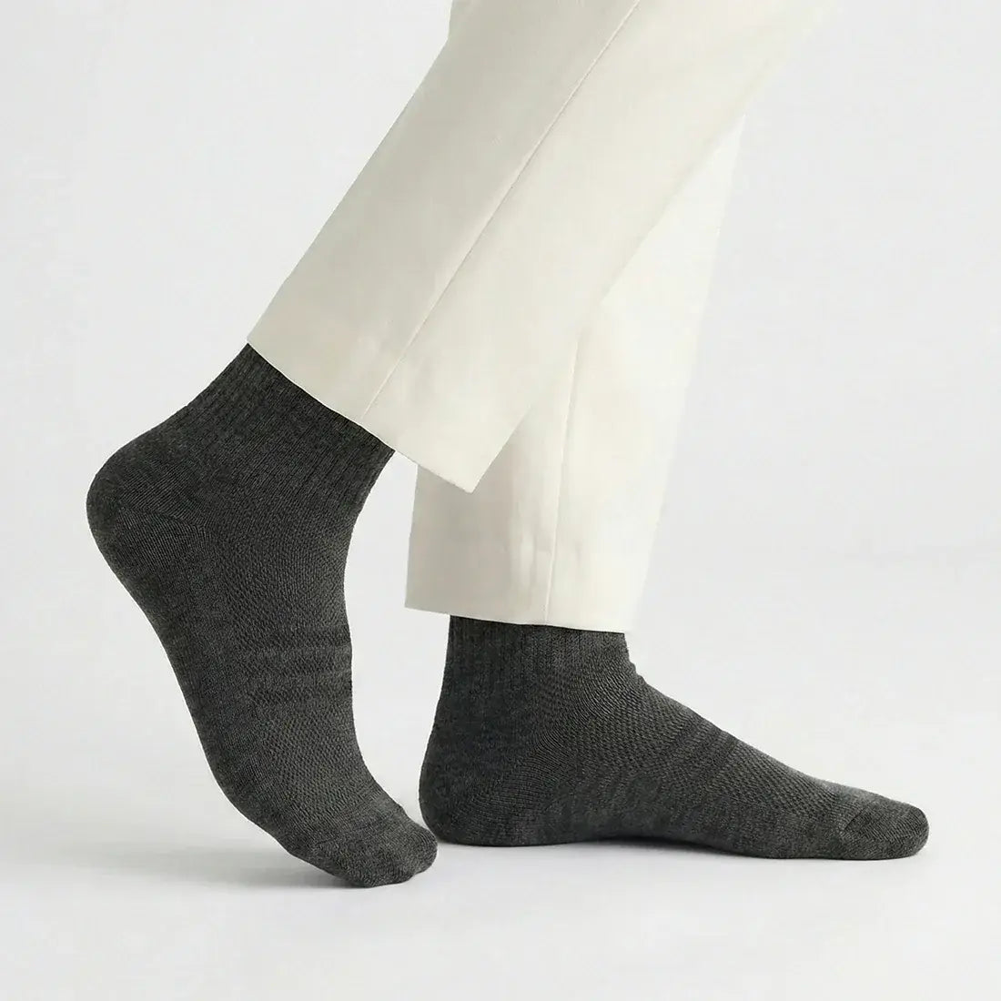 MEN SHORT CREW MESH SOCKS CHARCOAL | NAVZA