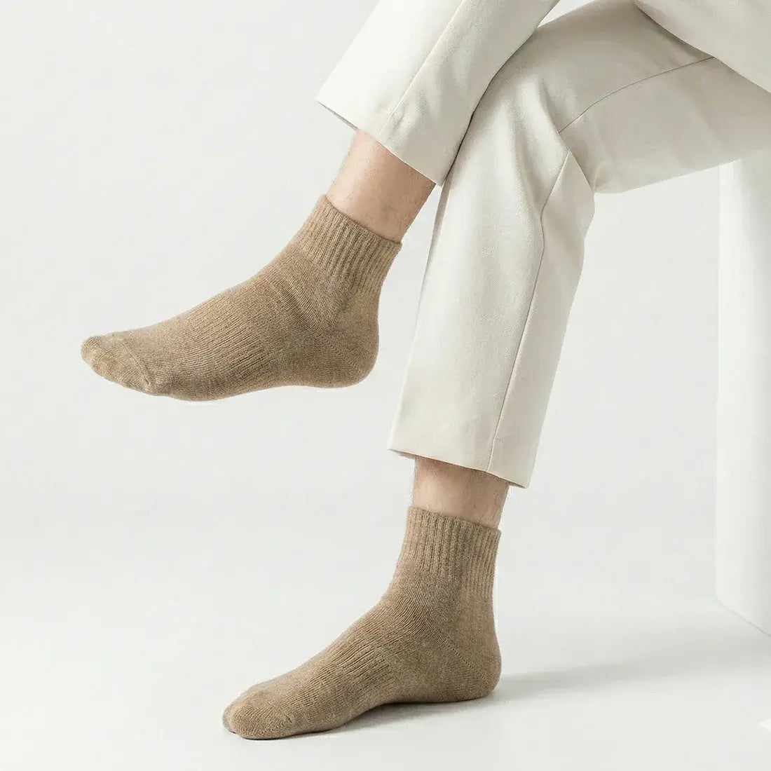 MEN SHORT CREW SOCKS BEIGE | NAVZA