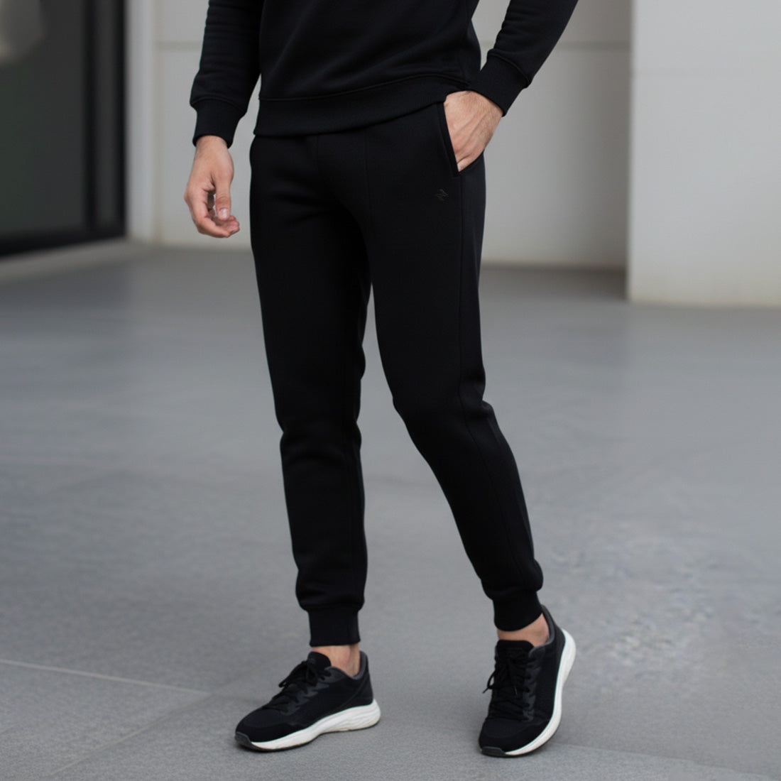 ML FLEECE TROUSER – BLACK