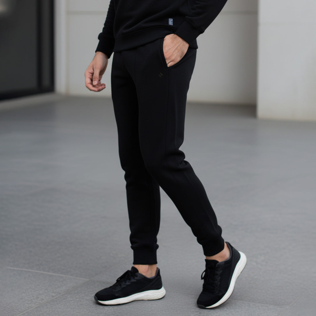ML FLEECE TROUSER – BLACK