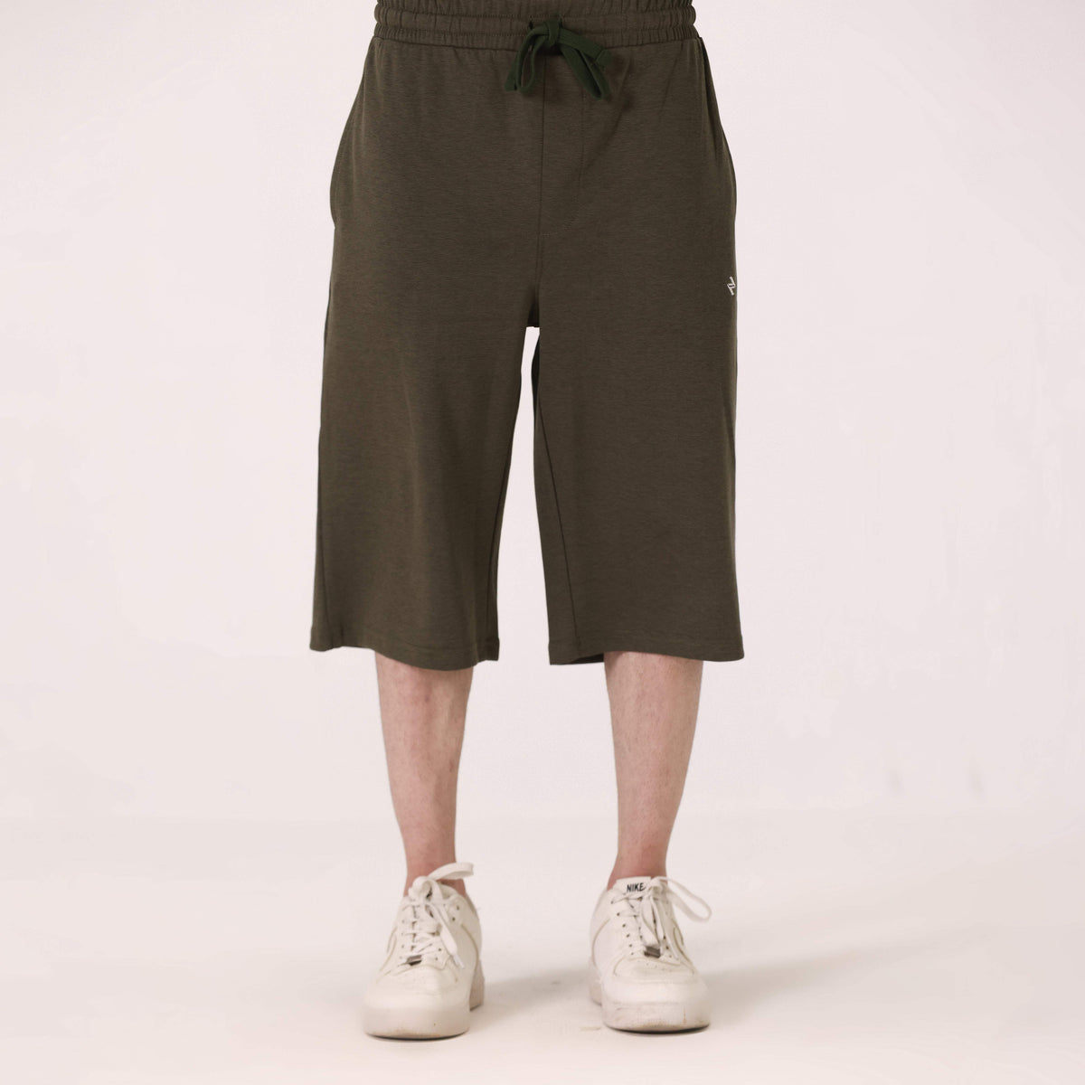 TEXTURED RELAXED LONG SHORTS OLIVE GREEN NAVZA