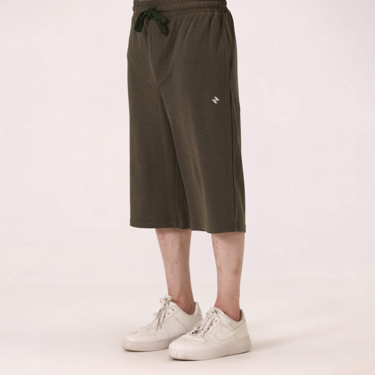 TEXTURED RELAXED LONG SHORTS OLIVE GREEN NAVZA