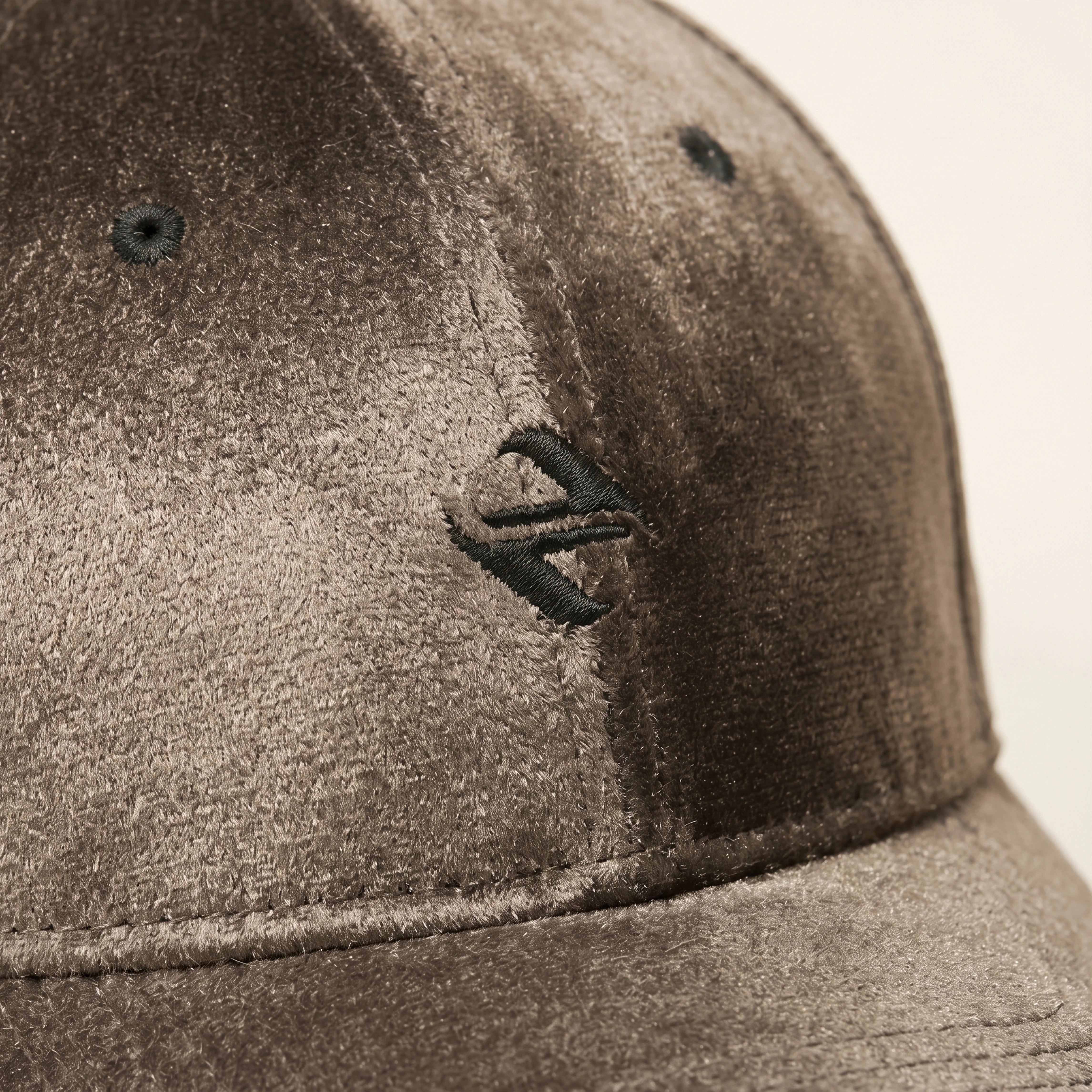 VELVET CAP | COFFEE BROWN
