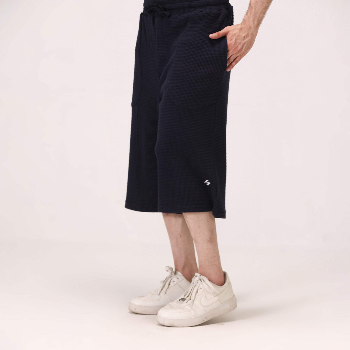 WAFFLE KNIT RELAXED LONG SHORTS NAVY NAVZA
