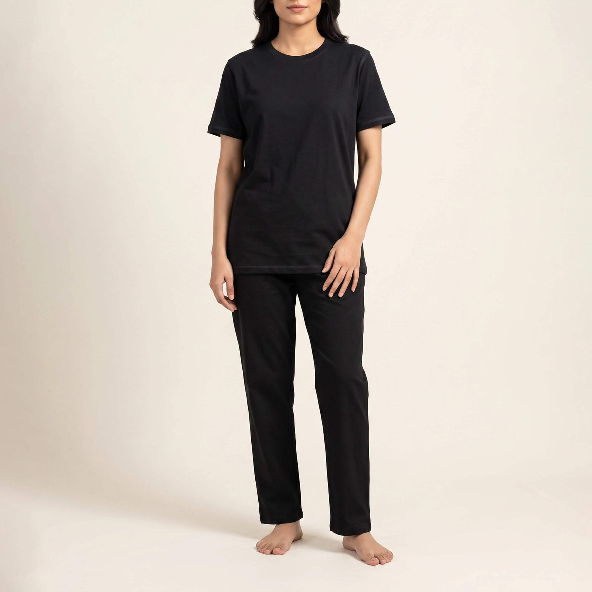 WOMEN BLACK UNDERTEE AND JERSEY TROUSER BLACK NAVZA