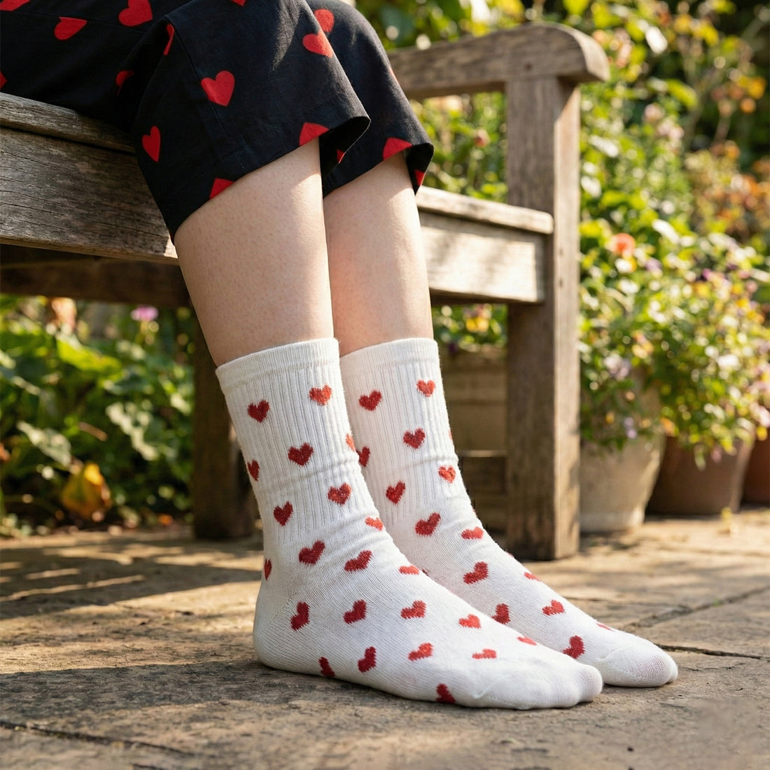 WOMEN CREW SOCKS WHITE | NAVZA