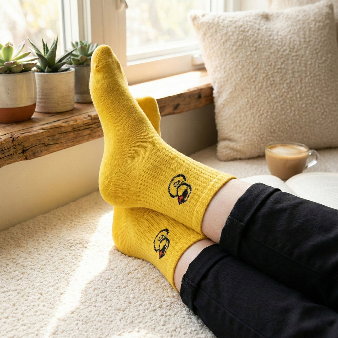 WOMEN CREW SOCKS YELLOW | NAVZA