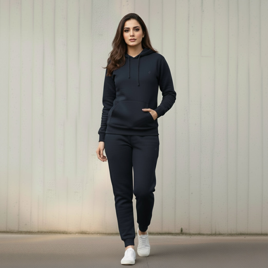 WOMEN ML PULLOVER HOODIE TRACKER - NAVY
