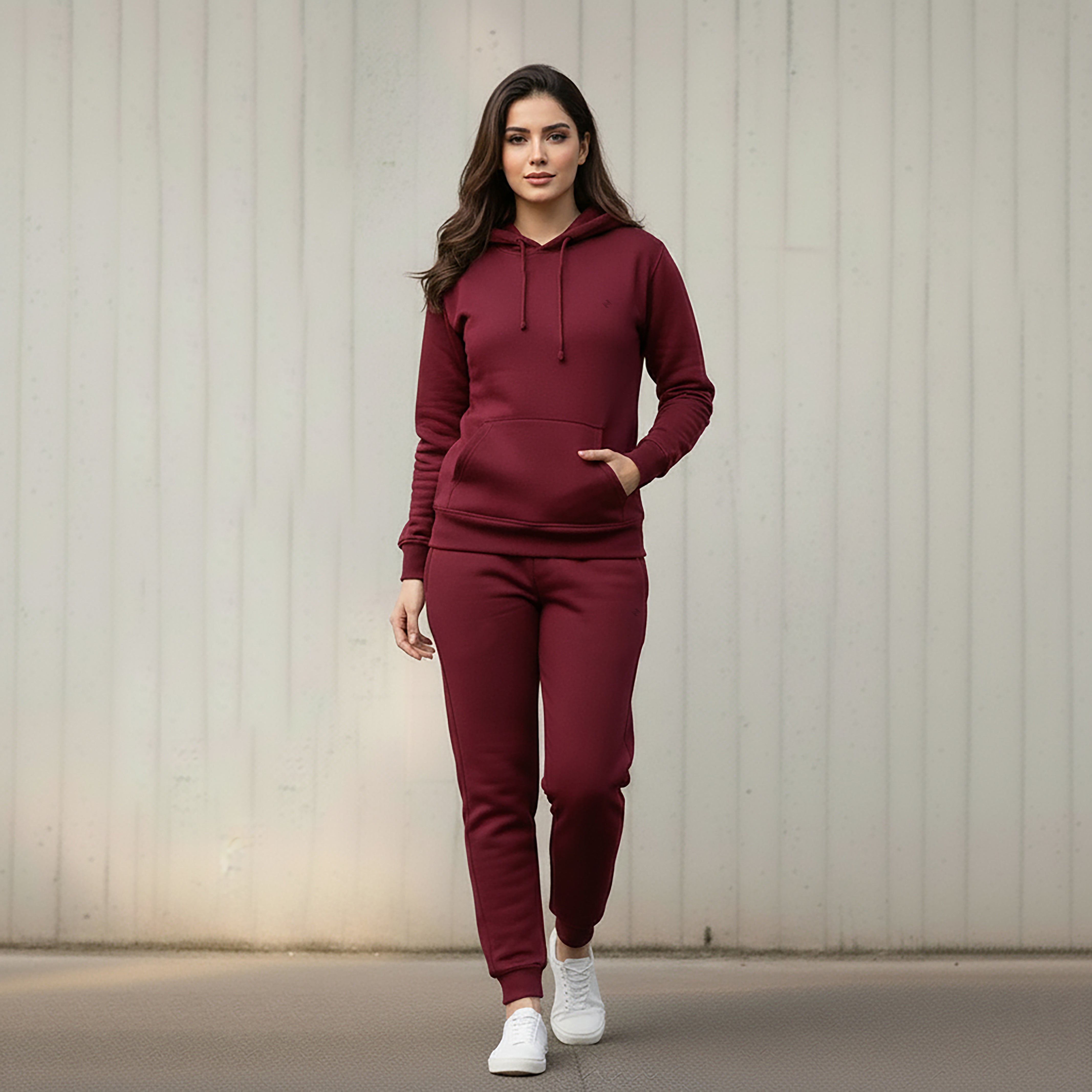 WOMEN ML PULLOVER HOODIE TRACKER - BURGUNDY