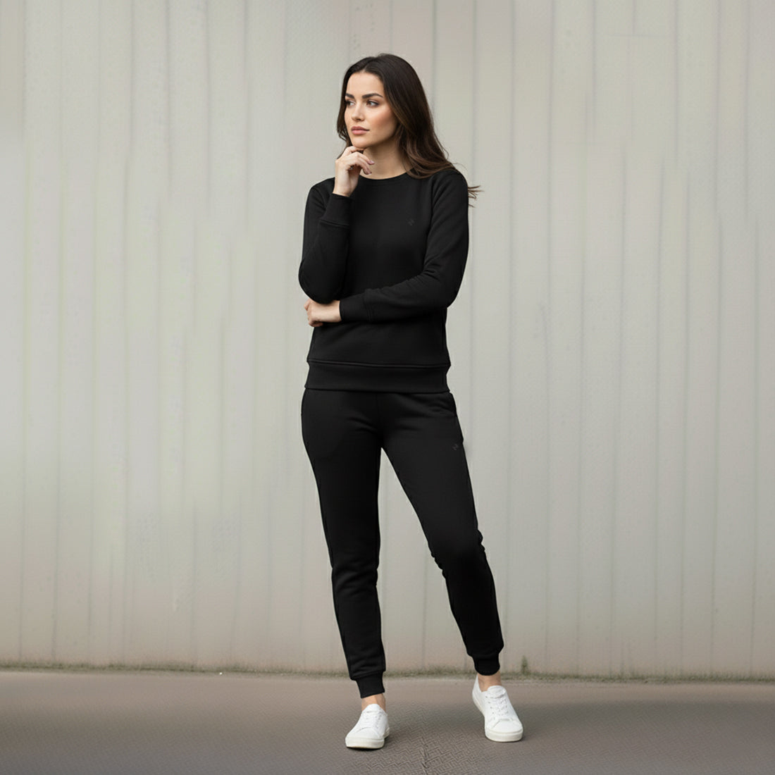 WOMEN ML SWEATSHIRT TRACKER – BLACK