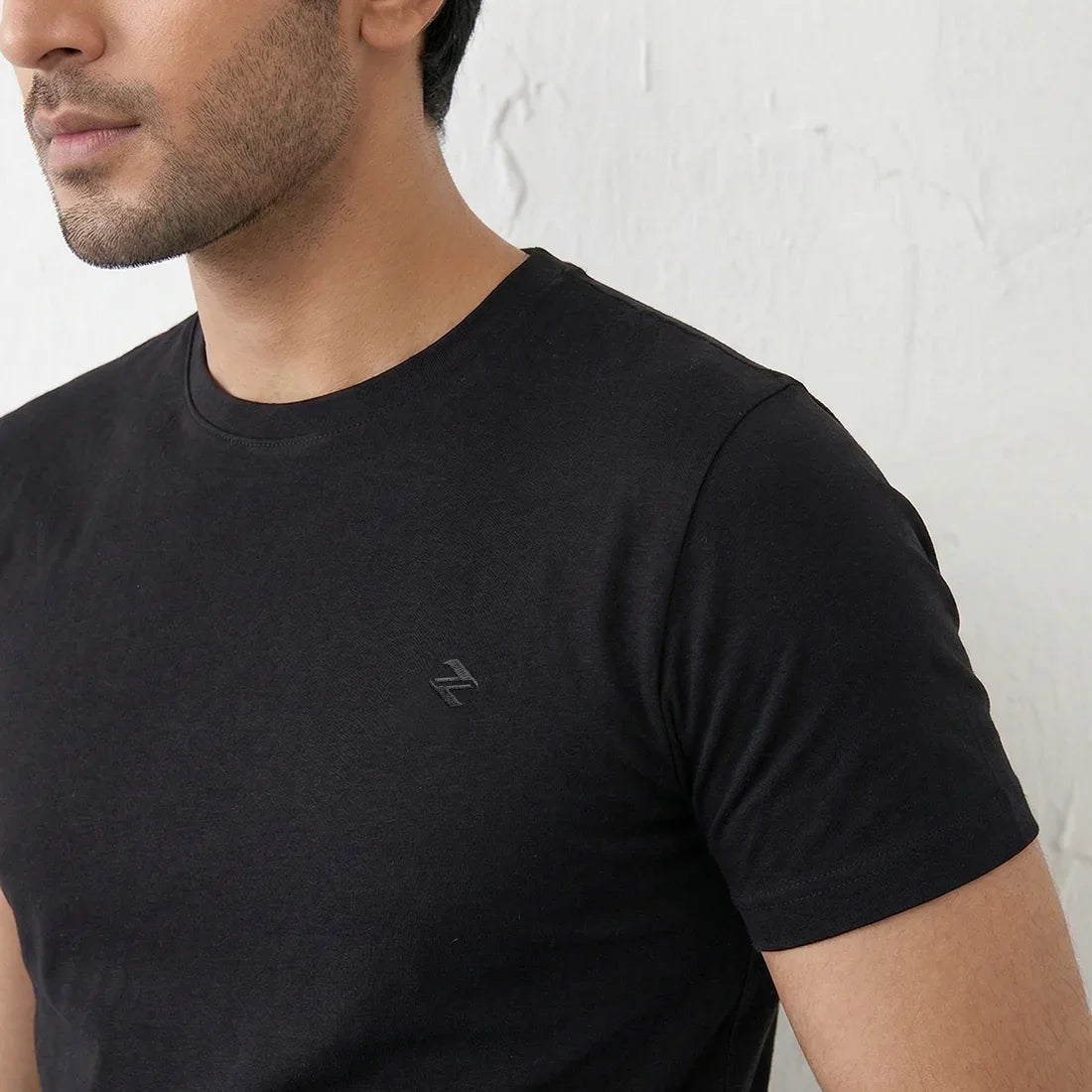 ML SLIM FIT TEE – BLACK