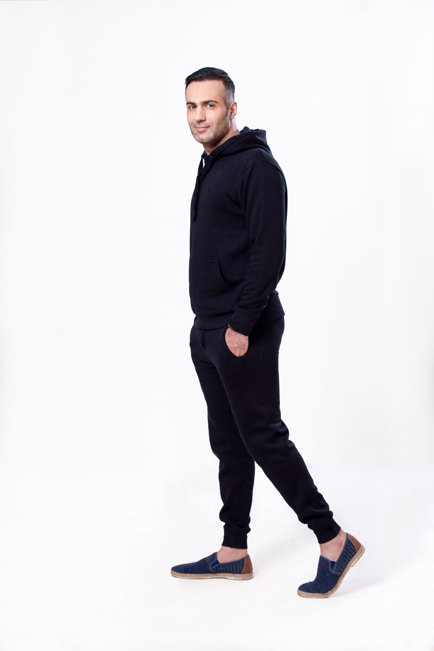 ML HOODIE – BLACK