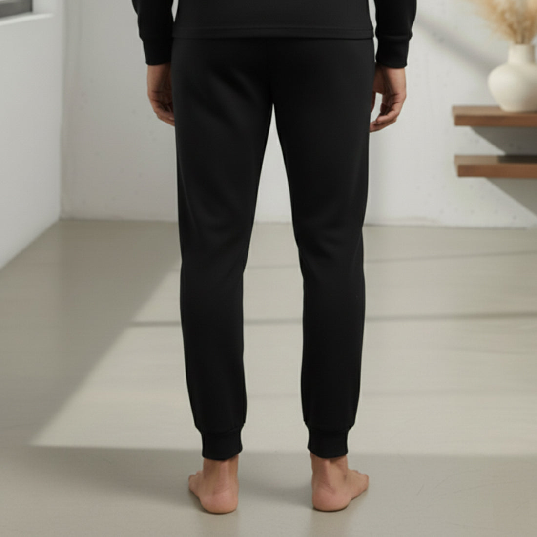 BLACK THERMAL BOTTOM