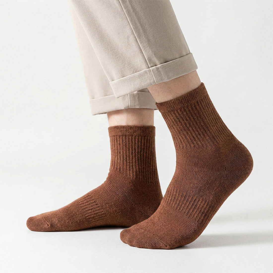 MEN SHORT CREW SOCKS BROWN | NAVZA
