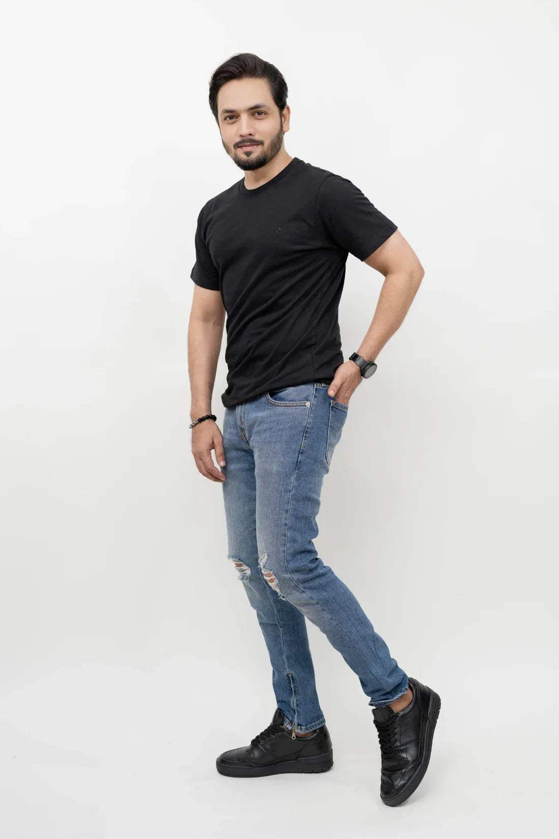 ML REGULAR FIT TEE – BLACK - NAVZA