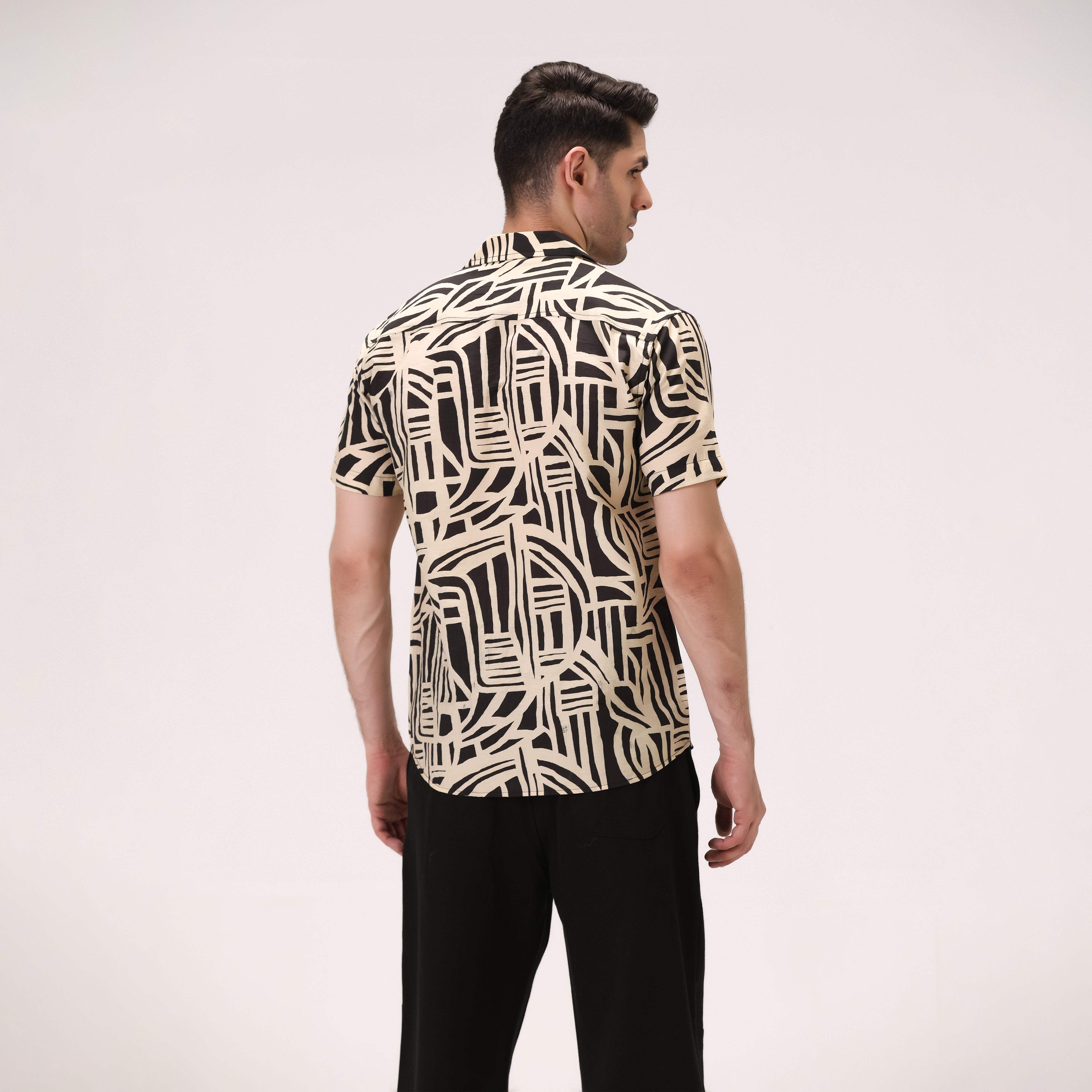 URBAN PRINTED BUTTON DOWN SHIRT – BEIGE