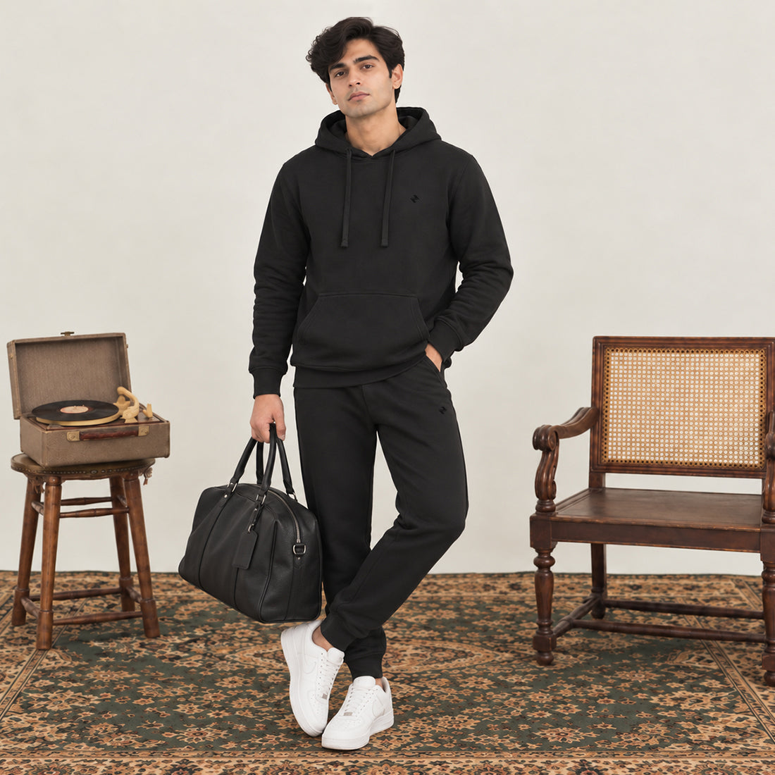 MEN HOODIE TRACKER BLACK NAVZA