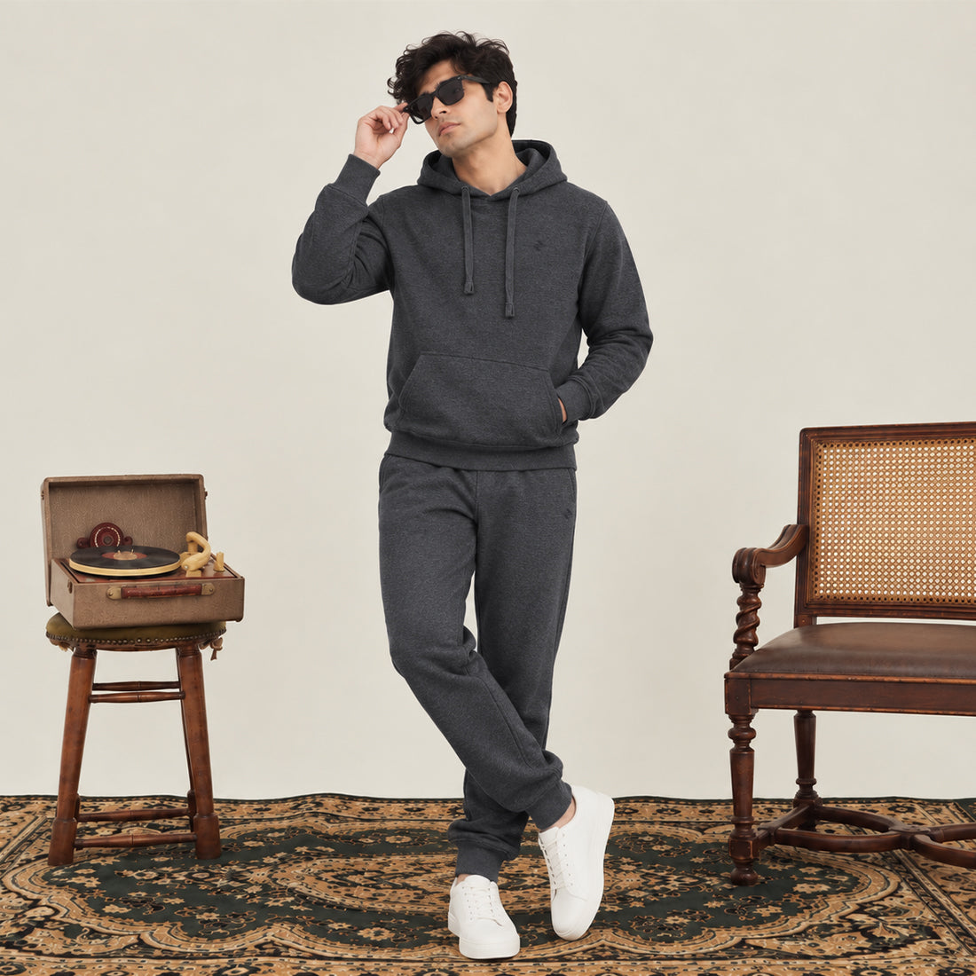 MEN HOODIE TRACKER CHARCOAL NAVZA