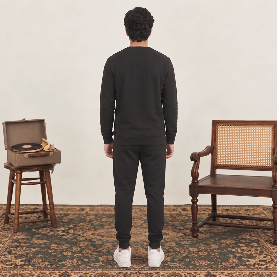 MEN SWEATSHIRT TRACKER BLACK NAVZA