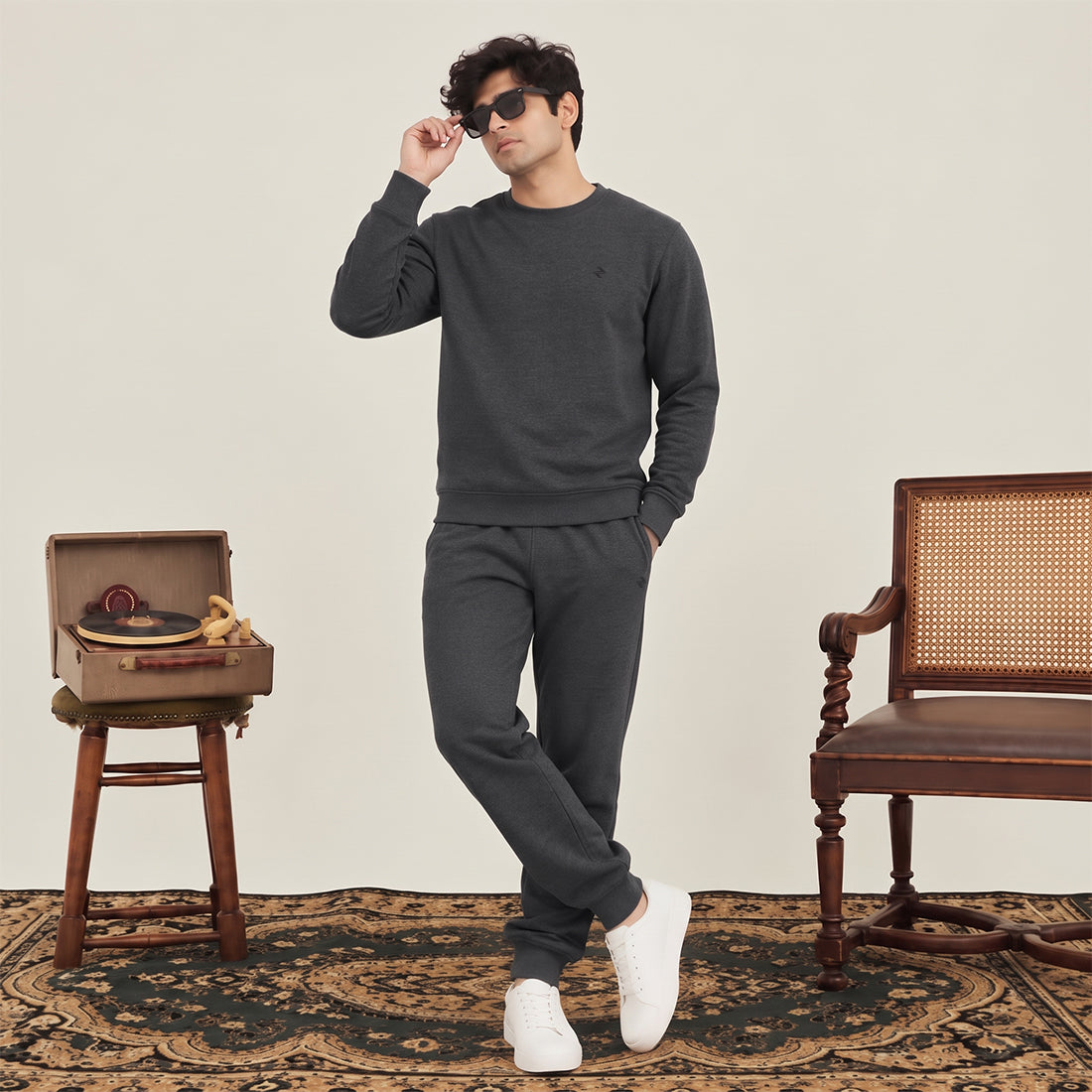MEN SWEATSHIRT TRACKER CHARCOAL NAVZA