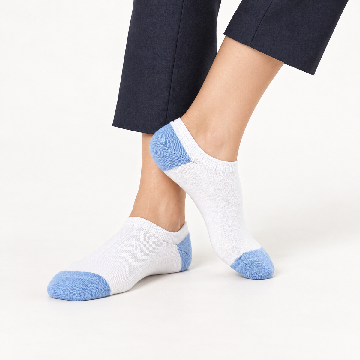 WOMEN NO SHOW SOCKS WHITE AND BLUE NAVZA