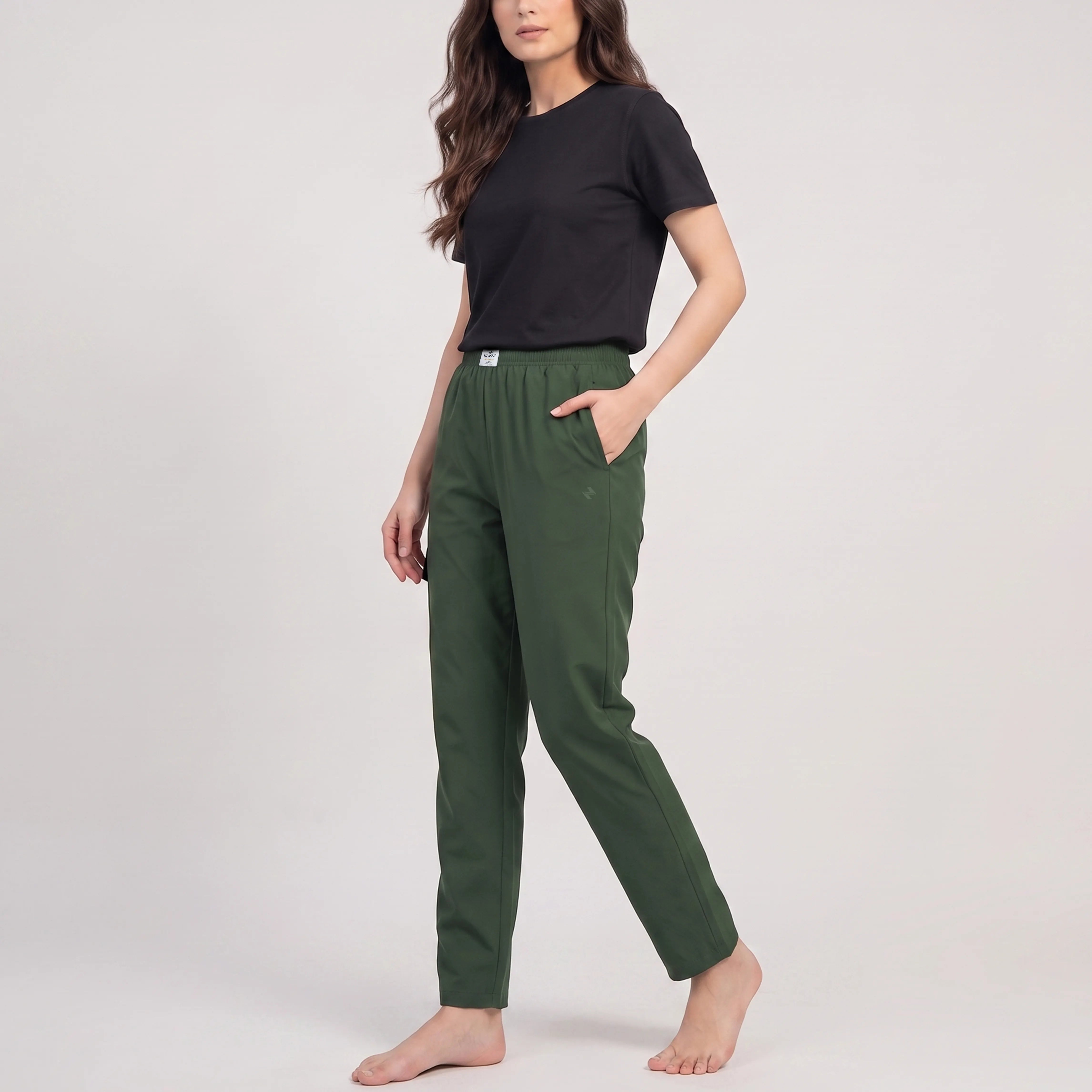 WOMEN PACK OF BLACK UNDERTEE & GREEN JERSEY TROUSER